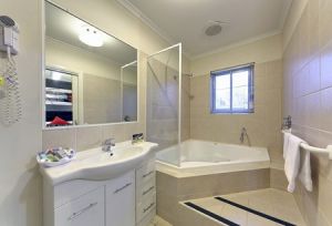 Comfort Inn And Suites Georgian Albury - Accommodation Adelaide