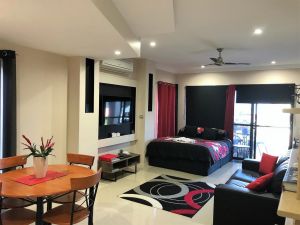 Ultra Modern Private Studio Room - Accommodation Adelaide