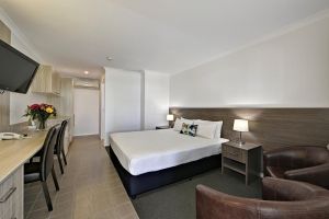 Smart Motels Bert Hinkler - Accommodation Adelaide